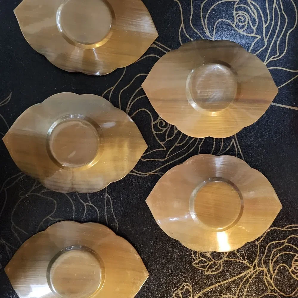 Set of 5 Leaf-Shaped Coasters